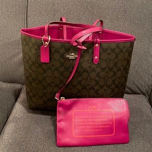 Coach F36658 CITY TOTE Reversible Handbag Brown Fuchsia